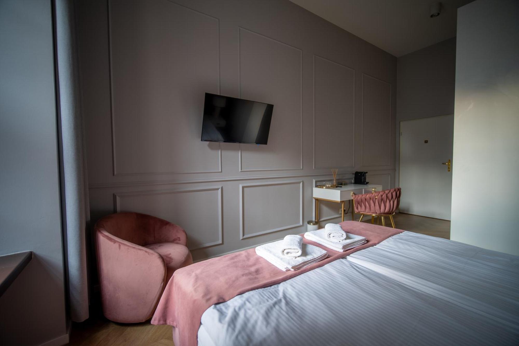 Bracka Main Square Apartments كراكوفيا المظهر الخارجي الصورة